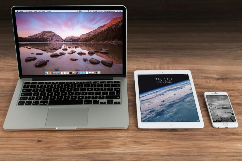 Website laten maken of zelf bouwen